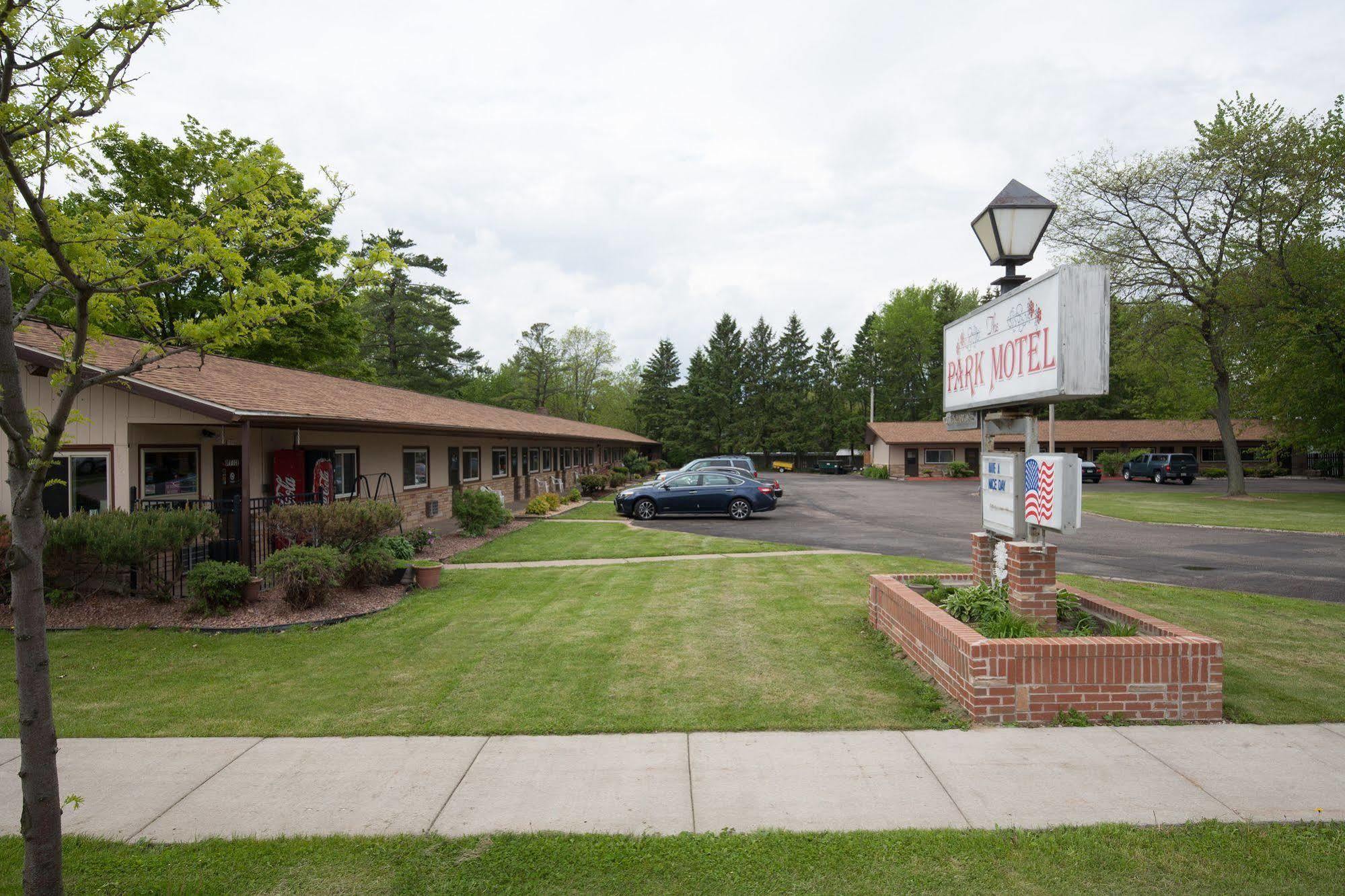 Park Motel Marshfield Exteriör bild